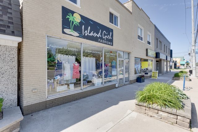 🌸💖 After 25 wonderful years of bringing colour, comfort, and style to our community, Island Girl Fashions is saying goodbye to Olde Riverside. 💖🌸
Since opening in 2000, this beloved boutique at 5939 Wyandotte St. E. has been a local favourite for easy-care, easy-wear fashion — from bright florals to flattering fits for every size (XS–3X). Each garment is handmade right here in Windsor, with personalized service and sizing to make every customer feel their best.
As the team celebrates retirement and prepares to close their doors, we invite everyone to stop by, say hello, and shop their beautiful pieces before they’re gone for good.
📍 5939 Wyandotte St. E.
📞 519-945-9221
✨ The space is available for lease. If you’ve ever dreamed of joining our vibrant Olde Riverside BIA community, reach out to learn more about becoming part of our district!